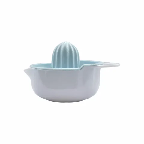 Manual Fruit Juicer Portable Plastic Lemon Orange Squeezer Hand Press Citrus Juicer Kitchen Tool