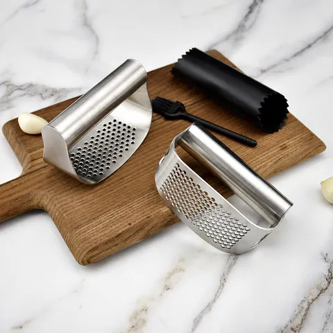 Stainless Steel Manual Garlic Press Kitchen Tool Garlic Mincer Effortless Crusher Ginger Mashing Device