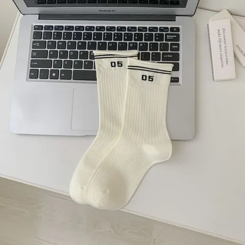 Calcetines de Media Caña de Algodón Peinado Estampado de Números Rayados Estilo Preppy para Mujer Transpirables Absorbentes Casuales