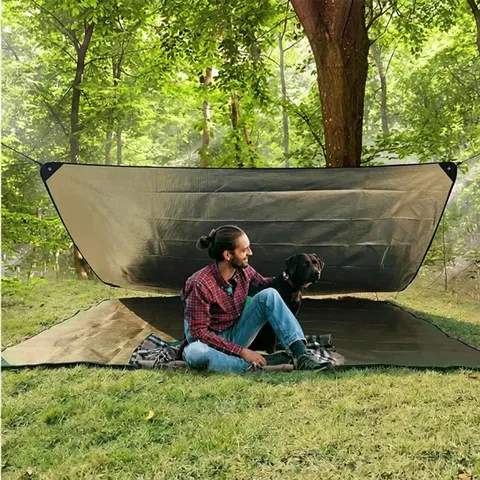 Couverture d'Urgence en Non-Tissé en Feuille d'Aluminium Imperméable Épaissie Tapis de Pique-nique de Camping en Plein Air Plage Pare-soleil Coupe-vent