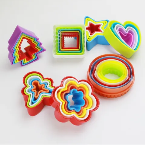 Plastic Cookie Molds Gingerbread Man Christmas Tree Star Heart Round Square Floral Baking Pastry Cutter Tool Set