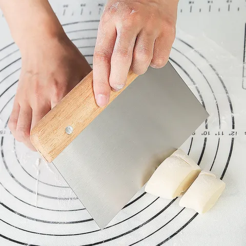 Stainless Steel Dough Cutter And Pastry Scraper With Wooden Handle Baking Tool For Kitchen Cooking