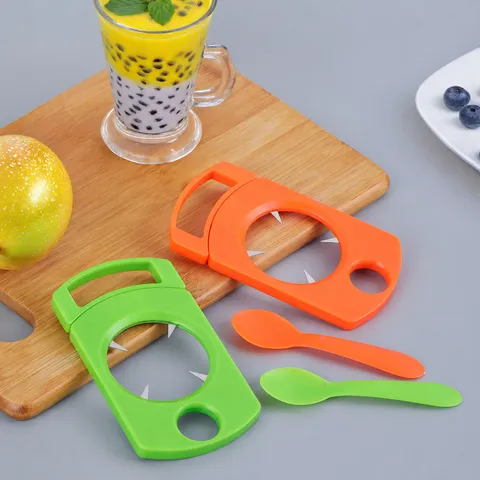 Outil Ouvre-Fruit de la Passion Portable en Acier Inoxydable avec Cuillère Mini Coupe-Fruits pour Cuisine Maison Utilisation Quotidienne