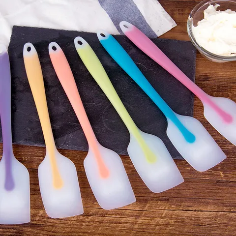 Seamless Silicone Spatula Heat Resistant Baking Cake Scraper Transparent Handle Kitchen Baking Tool