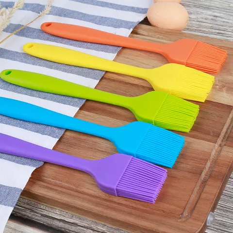 Large Silicone Basting Brush Integrated Kitchen Oil Brush Heat Resistant Pastry Brush For BBQ Baking Cooking Tool