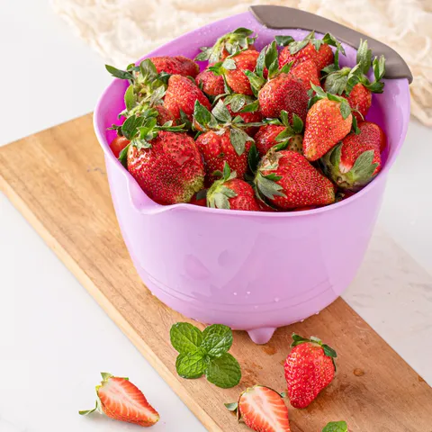 Ensemble de Bols Mélangeurs en Plastique Bol à Salade Cuisine Fruit Légume Passoire Coloire Emboîtable Bol de Rangement