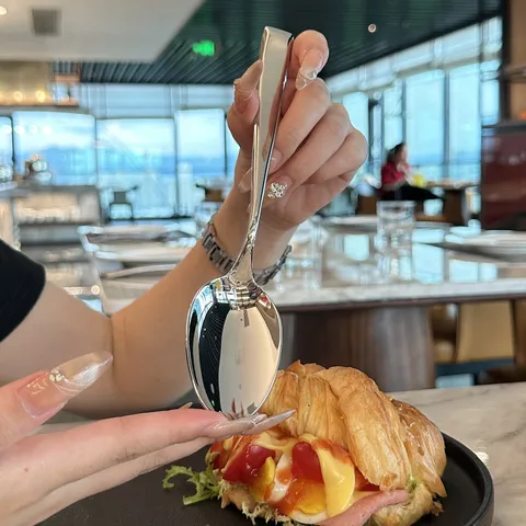 304 Stainless Steel Dinner Spoon Tea Spoon Streamlined Design Thickened Long Handle Tableware Kitchen Tool
