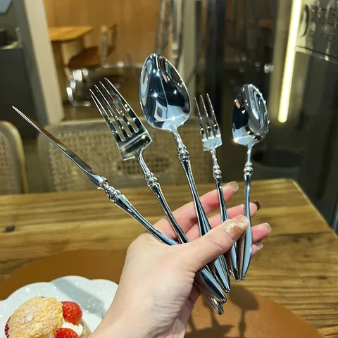 French Vintage 304 Stainless Steel Cutlery Elegant Relief Dinner Knife Spoon Fork Tableware Home Dining