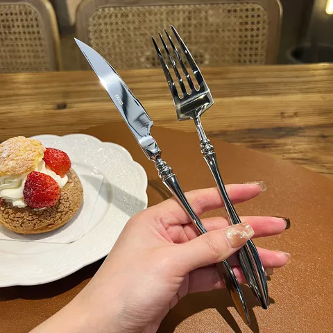 French Vintage 304 Stainless Steel Cutlery Elegant Relief Dinner Knife Spoon Fork Tableware Home Dining