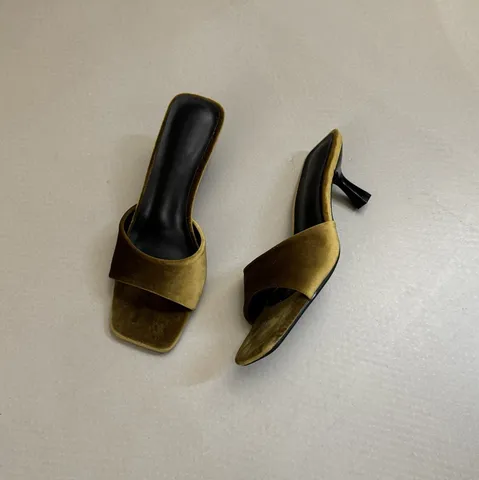 Women's Velvet Square Toe Kitten Heel Slide Sandals Casual Elegant Open Toe Slip On Mules Summer Daily Fashion Footwear