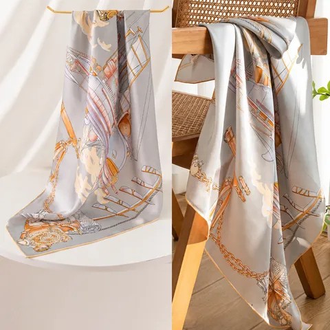 Sciarpa Quadrata in Seta di Gelso da Donna Lusso Catena Stampa Floreale Sciarpa da Collo Moda Sciarpa Versatile Scialle