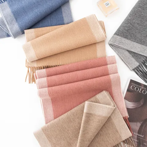 Sciarpa in Lana Bifacciale a Blocco di Colore Spessa Unisex Inverno Caldo Minimalista Nappe Lunghe Sciarpa da Collo