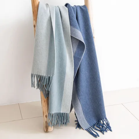 Sciarpa in Lana Bifacciale a Blocco di Colore Spessa Unisex Inverno Caldo Minimalista Nappe Lunghe Sciarpa da Collo