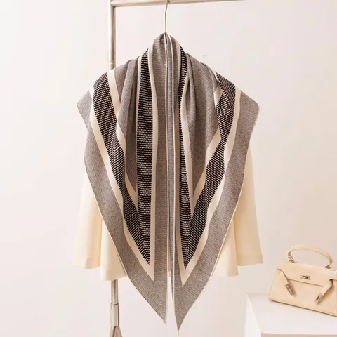 Women Silk Wool Blend Scarf Luxury Paisley Floral Triangle Scarf Winter Warm Shawl Fashion Versatile Neck Scarf