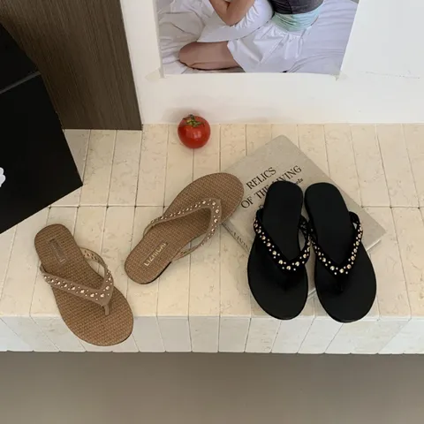Sandales Plates Tongs pour Femmes Style Français Décontracté Quotidien Cuir PU Rivets Bout Ouvert Chaussures