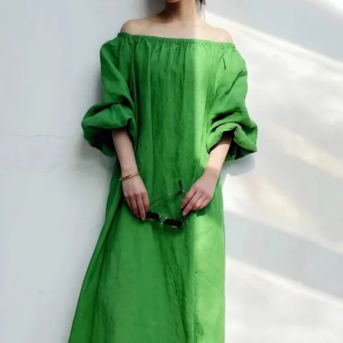 Women Off Shoulder Lantern Sleeve Ramie Dress Casual Solid Color Loose Maxi Dress Smocked Pleated Comfort Fashion Long Dress