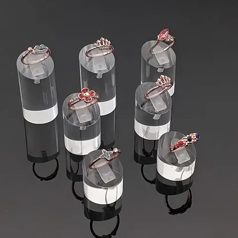 Transparent Acrylic Ring Display Stand Slanted Cylinder Jewelry Holder Ring Storage Organizer Stand For Showcase Display