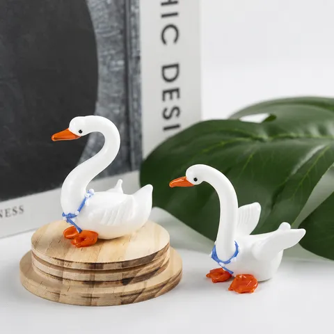 Handcrafted Glass Swan Figurine Cute Animal Miniature Ornament Desktop Car Interior Decoration Cute Glass Craft Gift