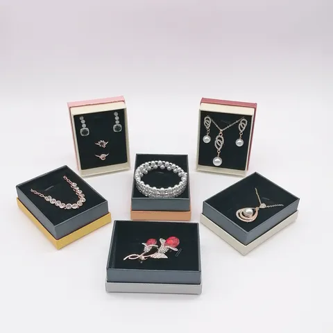 Jewelry Gift Box Bowknot Print Small Paper Box For Ring Earring Necklace Jewelry Packaging Display Box