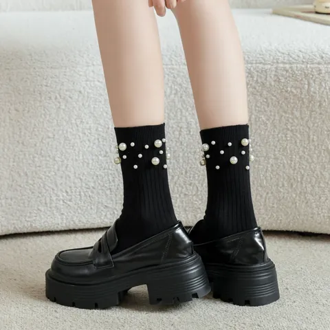 Women's Japanese Style Crew Socks Sweet Cute Artificial Pearl Embellished Cotton Casual Fashion Solid Color Mid Tube Hosiery