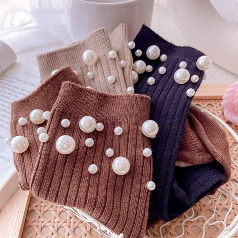 Women Sweet Pearl Decorated Crew Socks Japanese Style Ribbed Knit Solid Color Casual Fashion Daily Hosiery