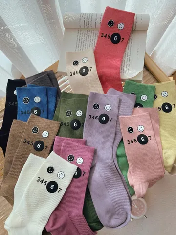Women Fall Winter Casual College Style Mid Calf Socks Cute Smiley Face Digital Print Cotton Crew Socks Daily Wear