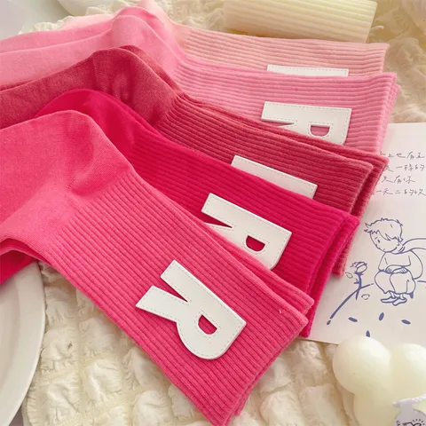Women's Cute Japanese Style Crew Socks Cotton Blend Sweet R Letter Soft Label Casual Socks For Daily Wear