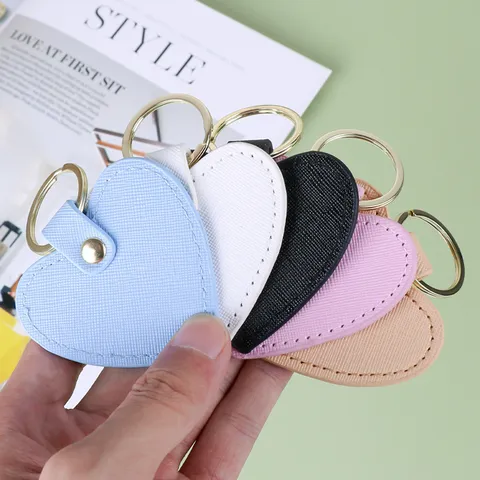 Lindo Llavero de Cuero de Corazón Colgante de Bolso de Borla Creativo Anillo de Llave