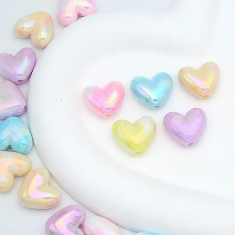 Perline Sfuse a Forma di Cuore in Acrilico Colorato con Galvanica UV per Fai da Te Catene per Telefono Collane