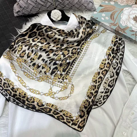 Luxus Reine Maulbeerseide Schal Leopardenkette Drucken Quadratischer Schal Satin Großer Shawl Mode Zubehör Für Damen