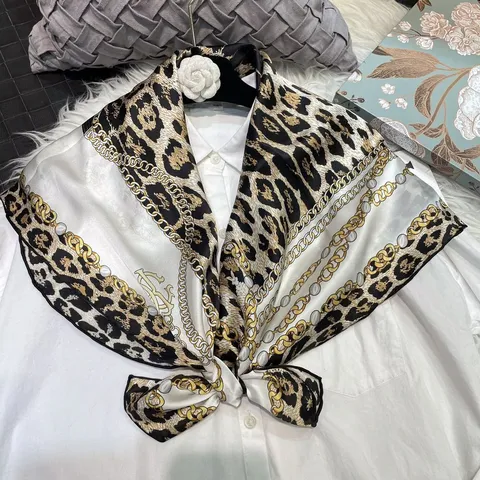 Luxus Reine Maulbeerseide Schal Leopardenkette Drucken Quadratischer Schal Satin Großer Shawl Mode Zubehör Für Damen