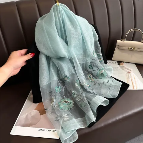 Dames Moerbei Zijde Geborduurde Sjaal Elegante Bloemrijke Lange Omslagdoek Winter Warme Mode Hals Sjaal Voor Dames