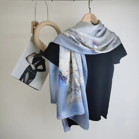 Dames Zijden Sjaal Elegante Bloemen Bedrukte Lange Sjaal Mode Lichtgewicht Satijn Nek Sjaal Voor Dagelijks Gebruik
