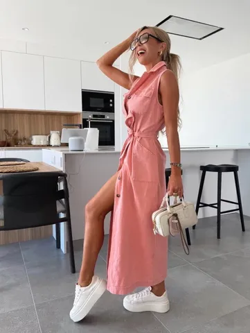 Robe Maxi en Denim Sans Manches pour Femmes Boutonnage Simple Taille Nouée Revers Poche Robe en Jean Longue Coupe Ajustée
