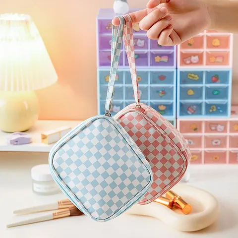 Tragbare PU Schachbrett Damenbinden Aufbewahrungstasche Ins Stil Reise Make-up Tasche Reißverschluss Kosmetik Organizer Für Damen