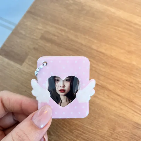 Portatarjetas de Foto ID de Ala de Ángel de Lunares Llavero Lindo Protector de Tarjeta de PVC Transparente Colgante de Bolsa Escolar Regalo