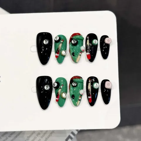 Handgefertigte Press On Nails Black 8 Billard Thema Schwarz Grün Kontrastfarbe Mittlere Mandelform Künstliche Nägel Für Damen Streetstyle 3D Dekor Nagelkunst