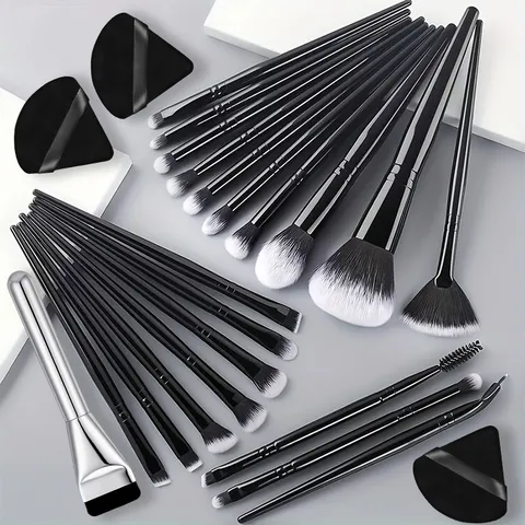 Professionelles 24-Teiliges Schwarzes Make-up Bürsten Set Mit Dreieckiger Puderquaste Maskenbürste Weichen Synthetikborsten Gesichts- Und Augen Make-up