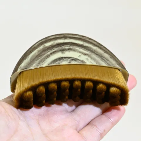 Lymphatic Facial Contour Brush With Lid Moon Shape Massage Foundation Brush For Neck Face Care Wood Grain Handle Beauty Tool
