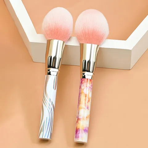 Brocha de Maquillaje Grande con Mango de Mármol Cerdas de Fibra Artificial Suave Brocha Profesional para Polvos y Colorete Herramienta Cosmética Multifuncional para Mujer
