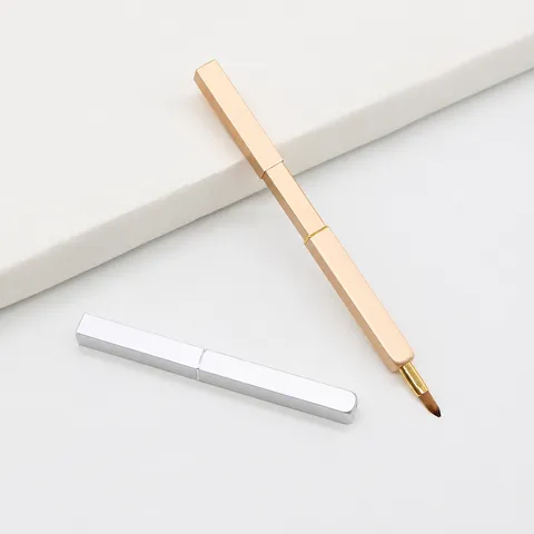 Portable Telescopic Lip Brush With Lid Automatic Sealing Mini Retractable Lip Makeup Brush For Lipstick Lip Gloss Tools