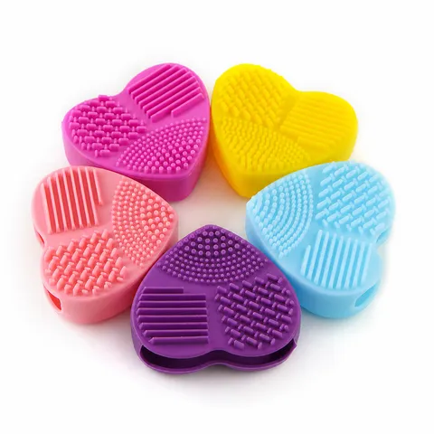 Pulitore per Pennelli da Trucco in Silicone a Forma di Cuore Tampone per Lavaggio Pennelli Cosmetici Uovo di Lavaggio Portatile Strumento di Bellezza