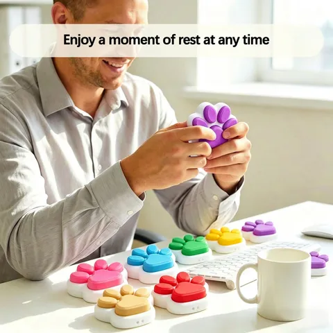 3D Printed Cat Claw Clicker Fidget Toy Cute Stress Relief Toy with Keychain Portable Decompression Toy Desktop Ornament