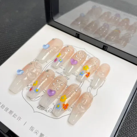 Bonbonfarben Sweet Girl Press-on-Nägel 3D Herz Strass Künstliche Perle Eis Transparent Handgefertigte Falsche Nägel Mit Kleber-Kit