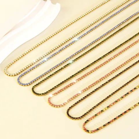 Edelstahl Geometrische Strass Halskette 18K Vergoldet Nische Design Leichter Luxus Schlüsselbeinkette Für Damen