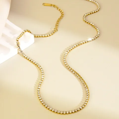 Edelstahl Geometrische Strass Halskette 18K Vergoldet Nische Design Leichter Luxus Schlüsselbeinkette Für Damen