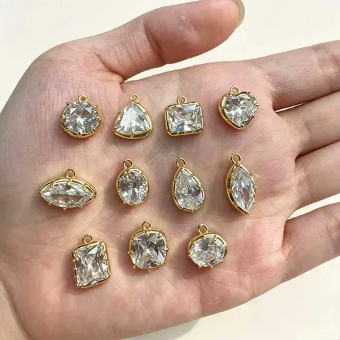 Ciondoli in Zirconia Placcati Oro in Rame DIY Ciondoli Geometrici a Forma di Cuore e Goccia d'Acqua per la Creazione di Gioielli Accessori per Collane DIY