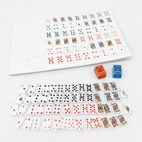 Cartes à Jouer Miniatures Jeu de Poker Nouveauté Petit Jeu Portable