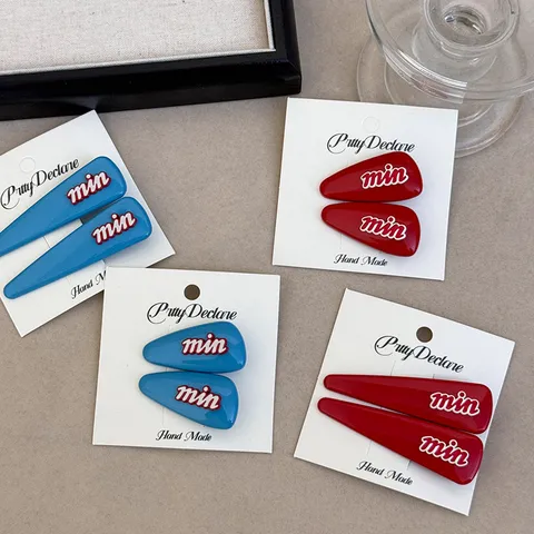 Koreaanse Stijl Hoge Verzadiging Rood Blauw Legering Driehoek Haarspeld Cartoon Letterpatroon Zijclip Voor Vrouwen Meisjes