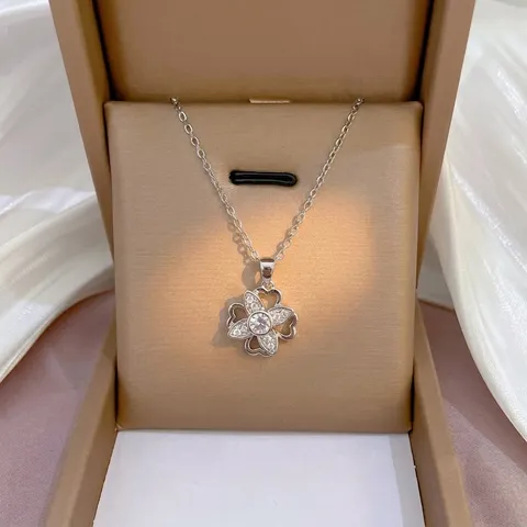 Drehbarer Sonnenblumen Anhänger Halskette Titanstahl 18K Vergoldet Strass Eingelegt Modische Schlüsselbeinkette Damen Schmuck